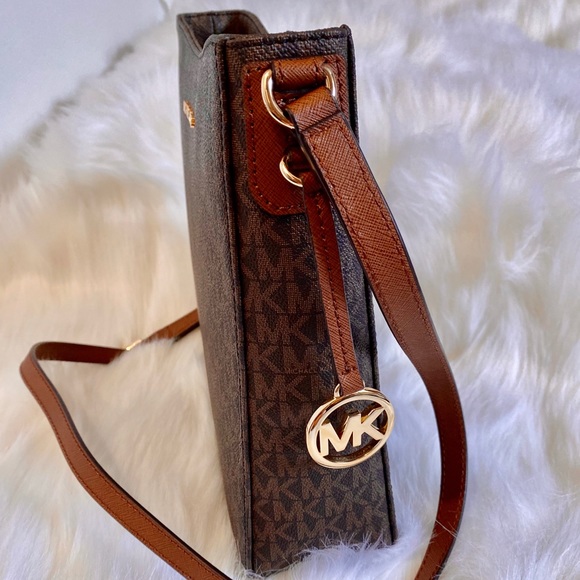 MICHAEL KORS LARGE MESSENGER CROSSBODY - Picture 4 of 8